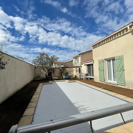 펜션 Maison De Avec Piscine 벨라그