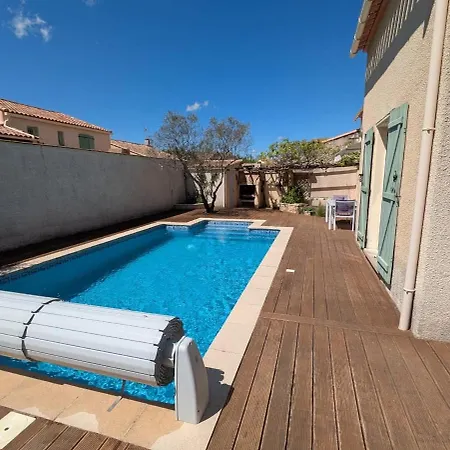 펜션 Maison De Avec Piscine